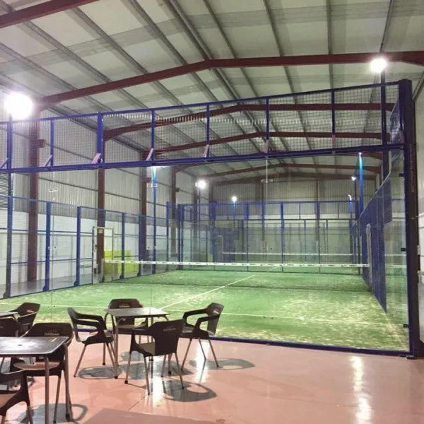 A Xaula Padel - centro deportivo en Barreiros