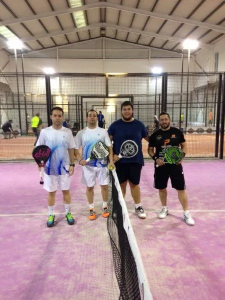 Argentum Padel Indoor - centro deportivo en Xàtiva