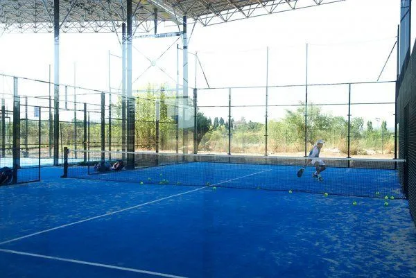 Augusta Pádel Sant Cugat - centro deportivo en Sant Cugat del Vallés