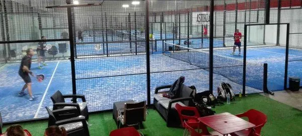 Bilbao Pádel Indoor - centro deportivo en Zamudio