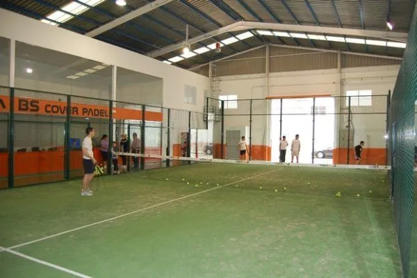 Bs Cover Padel - centro deportivo en Pilar de la Horadada