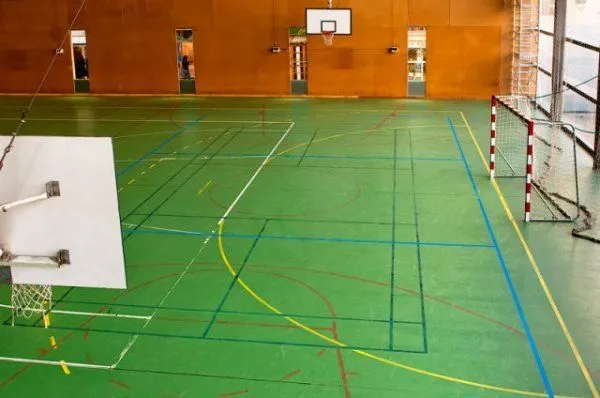 Centre Esportiu Municipal Del Raval Can Ricart - centro deportivo en Barcelona