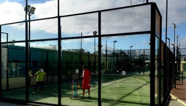 Centro De Ocio Santa Rosa - Hyde Padel Lanzarote - centro deportivo en Teguise