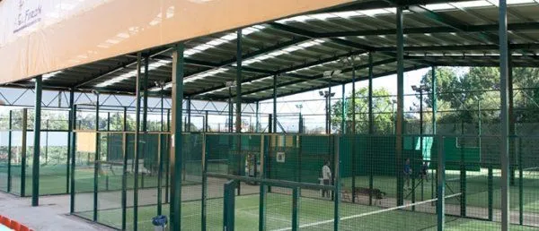 Centro Deportivo El Forcón - centro deportivo en Castrillón