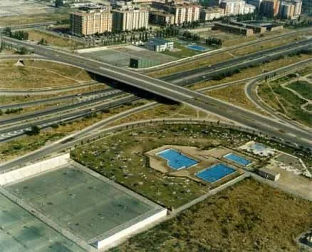 Centro Deportivo Municipal Actur - centro deportivo en Zaragoza