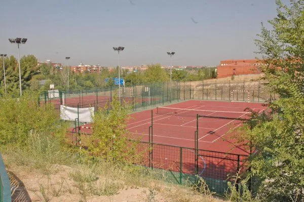 Centro Deportivo Municipal Cerro Almodóvar - centro deportivo en Madrid