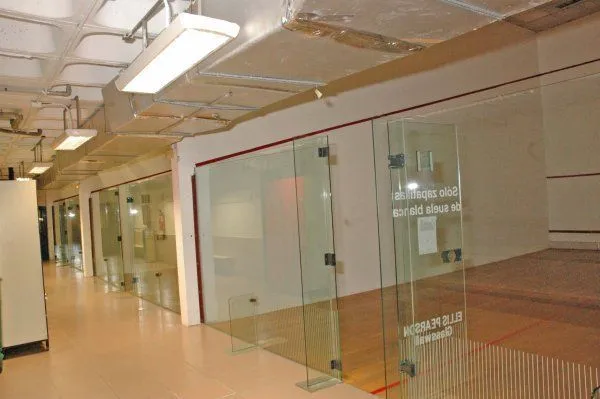 Centro Deportivo Municipal Puente De Vallecas - centro deportivo en Madrid