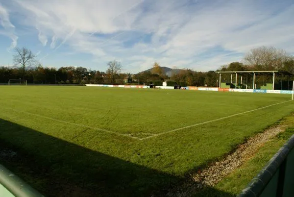 Club De Campo La Fresneda - centro deportivo en Siero