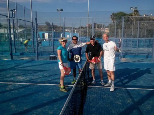 Club De Padel Pinomar - centro deportivo en Marbella