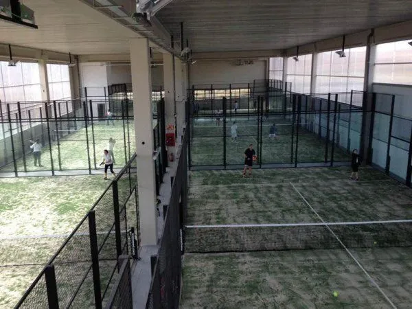 Club De Pádel Ripollet - centro deportivo en Ripollet