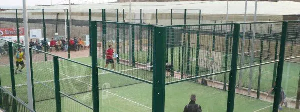 Club De Tenis Adra - centro deportivo en Adra