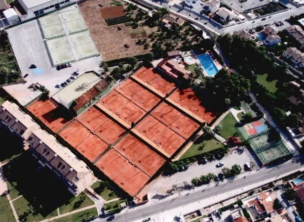 Club De Tenis Denia - centro deportivo en Dénia