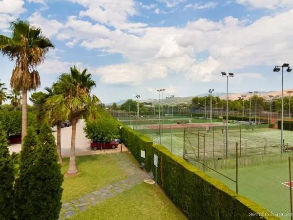 Club De Tenis Ontinyent Helios - centro deportivo en Ontinyent