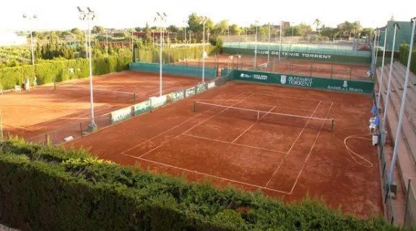 Club De Tenis Torrent - centro deportivo en Torrent