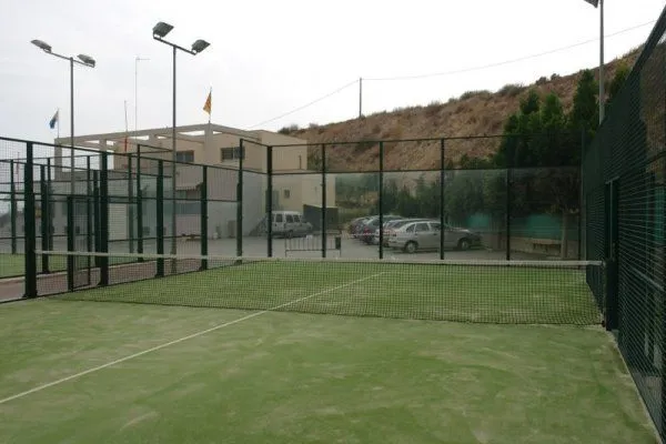 Club De Tenis Y Padel Mutxamel - centro deportivo en Mutxamel