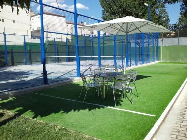 Club De Tenis Y Padel Teruel - centro deportivo en Teruel
