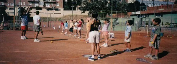 Club De Tennis Esparreguera - centro deportivo en Esparreguera
