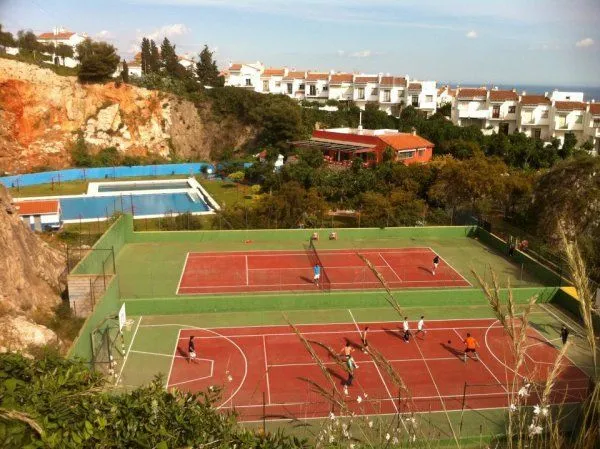 Club El Higuerón - centro deportivo en Rincón de la Victoria