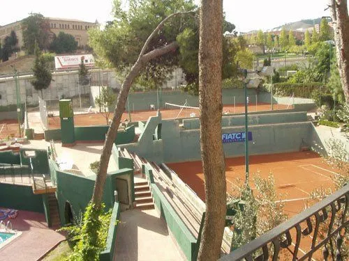 Club Esportiu Hispano Francés - centro deportivo en Barcelona