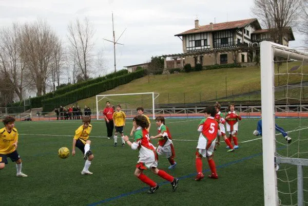 Club Gaztelueta - centro deportivo en Leioa