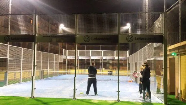Club Padel Manyanet - centro deportivo en Barcelona