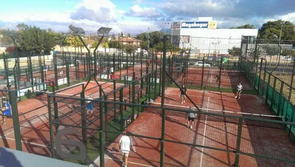 Club Padel Nivel1 - centro deportivo en Alacant