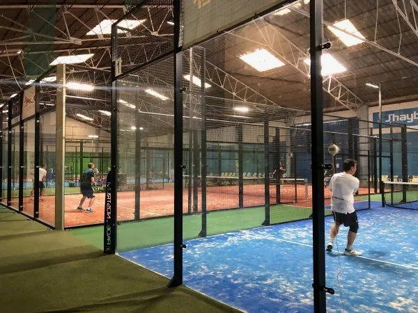 Club Padel Nostrum Alicante - centro deportivo en Alacant