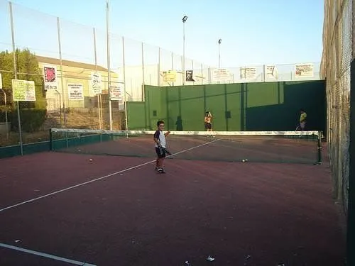 Club San Ginés - centro deportivo en Marchena