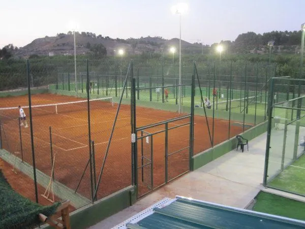 Club Tenis Monteagudo - centro deportivo en Puerto Lumbreras