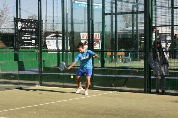 Club Tennis Manresa - centro deportivo en Sant Fruitós de Bages