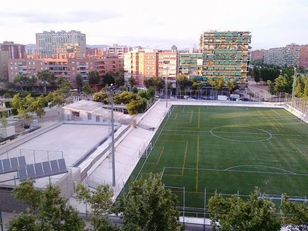 Complex Esportiu Municipal Clot De La Mel - centro deportivo en Barcelona