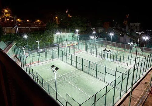 Dir Club Hispà Padel - centro deportivo en Barcelona