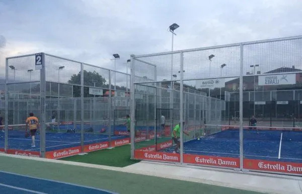 El Sablón Pádel & Grill - centro deportivo en Llanes
