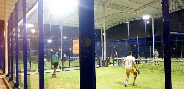 Ionfit Family Wellness Pádel - centro deportivo en Santa Fe