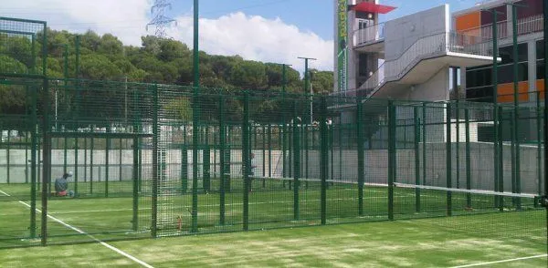 L'esportiu De Llinars Del Vallés - centro deportivo en Llinars del Valles