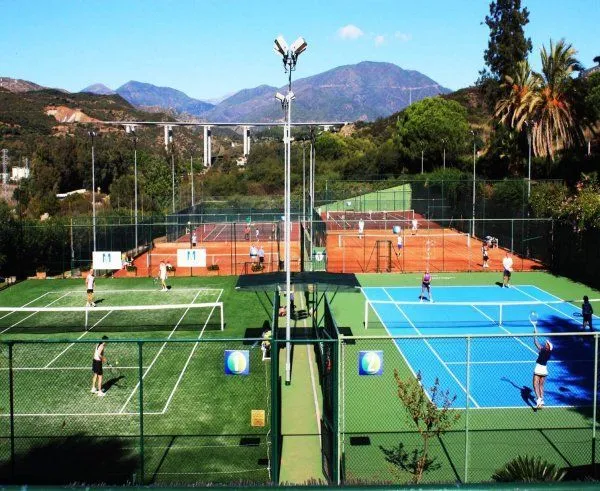 Manolo Santana Racquets Club Marbella - centro deportivo en Marbella