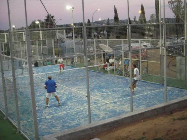 Nautic Pàdel Platja D'aro - centro deportivo en Castell Platja d'Aro