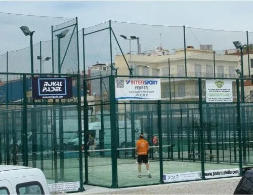 Padel Calella Sport - centro deportivo en Calella