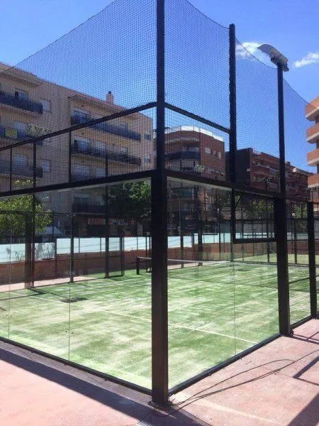 Padel Cerdanyola - centro deportivo en Cerdanyola del Valles