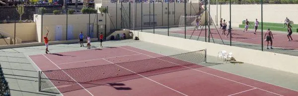 Padel Hotel Be Live Resort - centro deportivo en Teguise