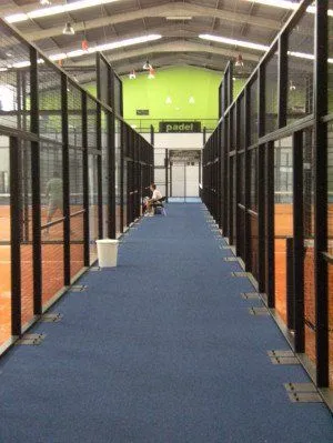 Padel Indoor Alzira - centro deportivo en Alzira