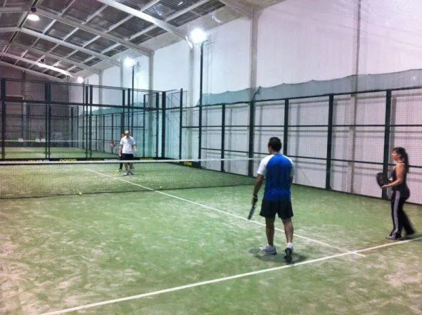 Padel Indoor Barbastro - centro deportivo en Barbastro