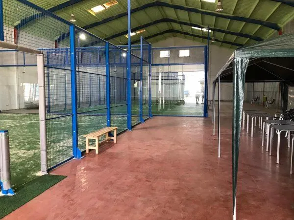 Padel Indoor Casas Ibañez - centro deportivo en Casas-Ibáñez