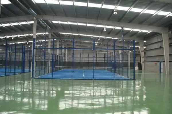 Pádel Indoor Figueres - centro deportivo en Figueres