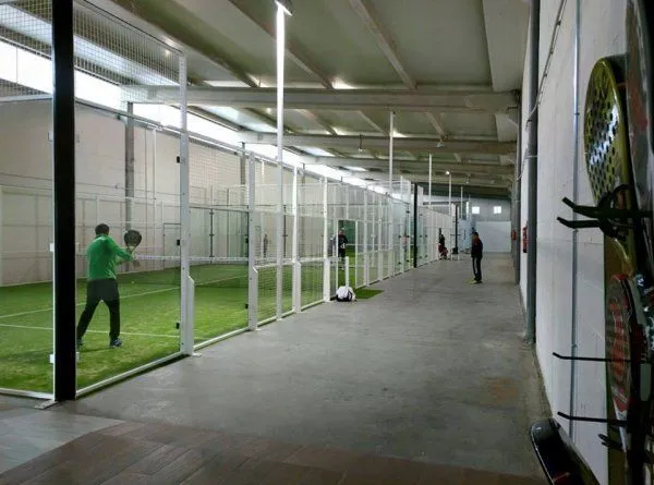 Padel Indoor Talavera - centro deportivo en Talavera la Real
