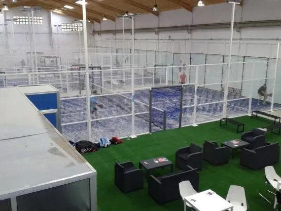 Padel Mieres - centro deportivo en Mieres