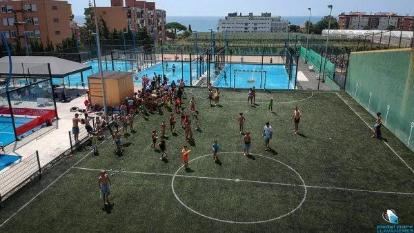 Padel Park Llavaneres - centro deportivo en Sant Andreu de Llavaneres