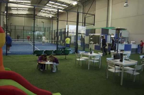 Padel Resort Puçol - centro deportivo en Puçol