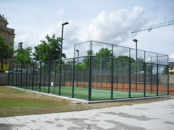 Padel Universidad De Salamanca - centro deportivo en Zamora
