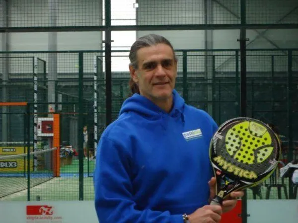 Peña Vitoriana Tenis Club - centro deportivo en Vitoria-Gasteiz